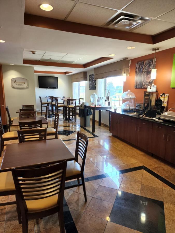 スリープ イン&スイーツ ダイアーズバーグ インターステート 155 Dyersburg エクステリア 写真